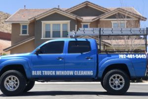 blue-truck-window-cleaning-las-vegas